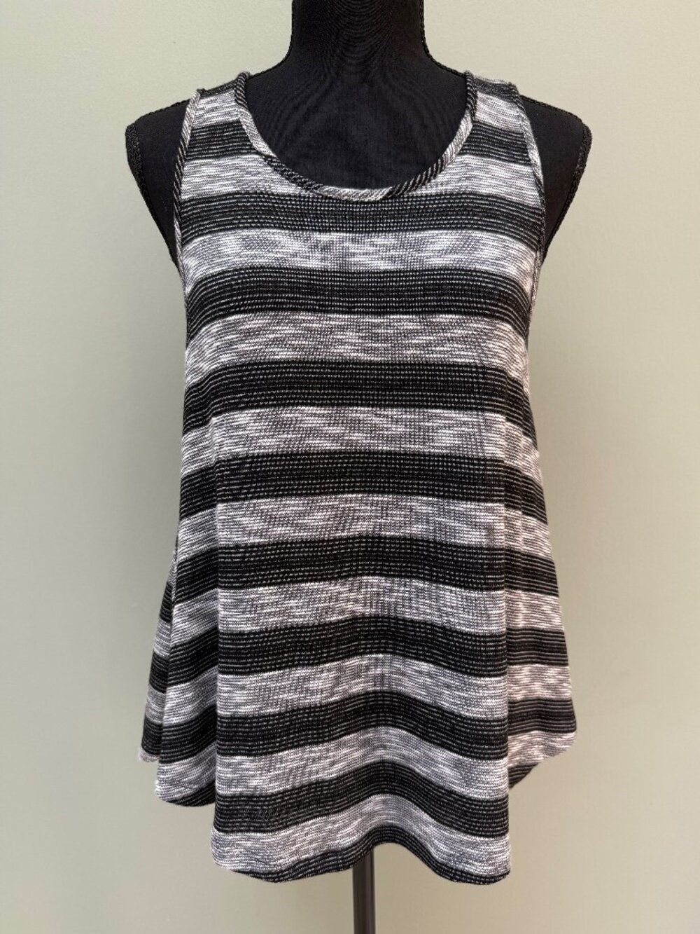 TART Black White Gray Striped Open Back Swing Tank Top Size S
